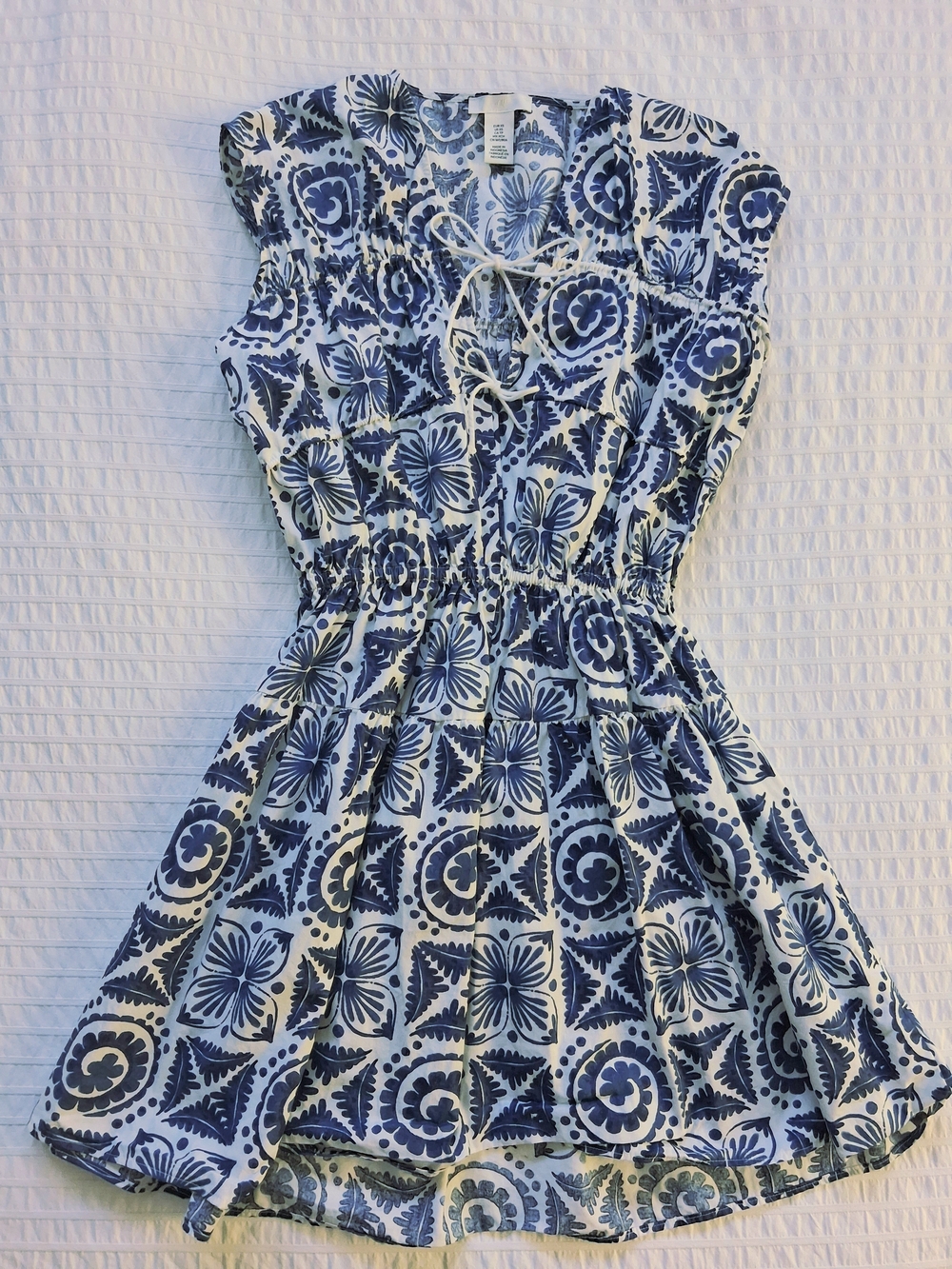 H&M - WHITE AND BLUE MINI DRESS 🐚🌊☀️ - Picture 2 of 6